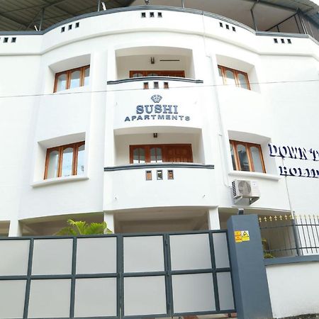 Down Town Holidays Thiruvananthapuram Εξωτερικό φωτογραφία