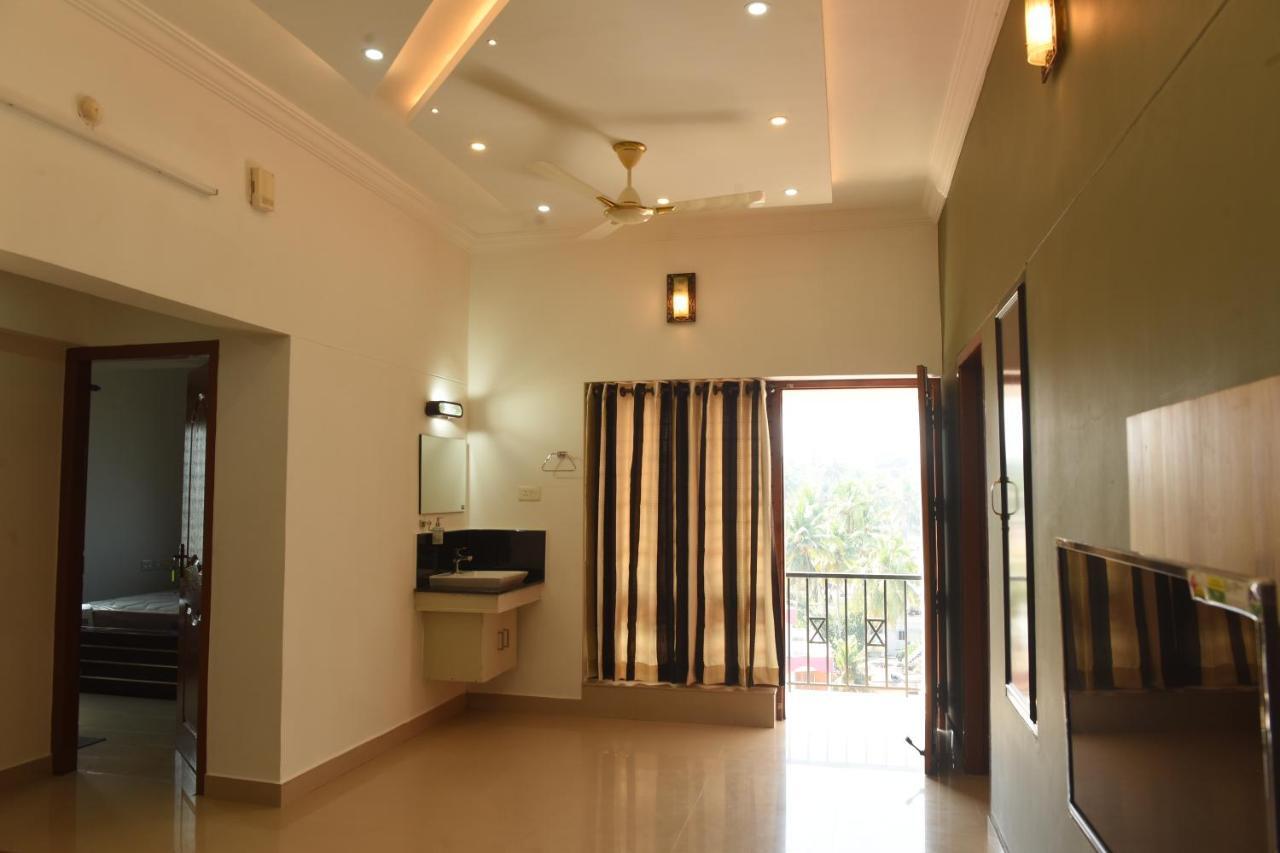 Down Town Holidays Thiruvananthapuram Εξωτερικό φωτογραφία